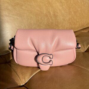 Coach Pillow Tabby 18 Women's Shoulder Bag